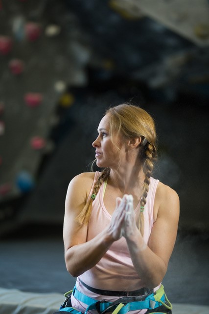 Tiffany, on her single-sided deafness and her use of the Baha System, rock climbing